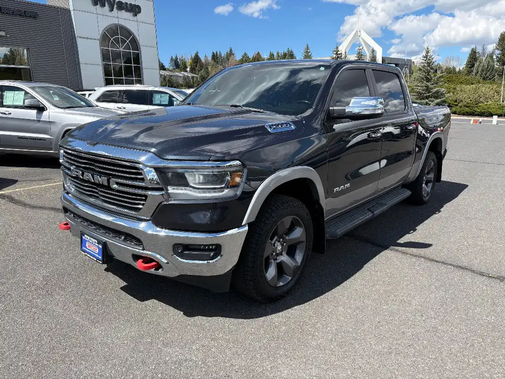 2020 RAM 1500 Laramie 4x4 Crew Cab 5'7's photo