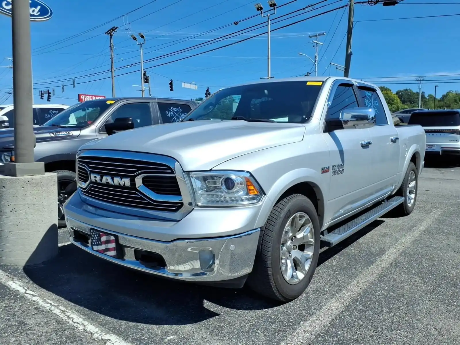 2016 RAM 1500 Laramie Limited 4WD Crew Cab 5'7's photo