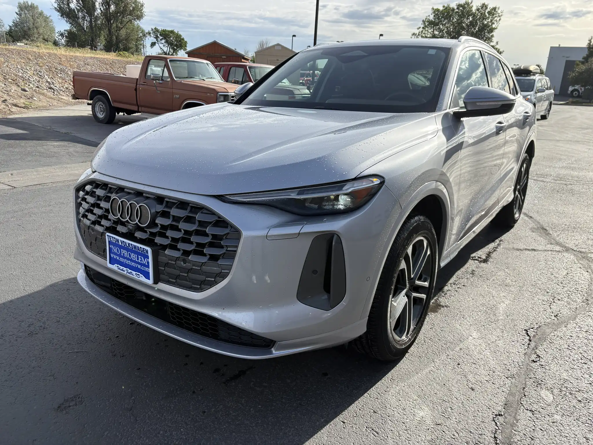 2025 Audi Q5 40 Premium Plus's photo