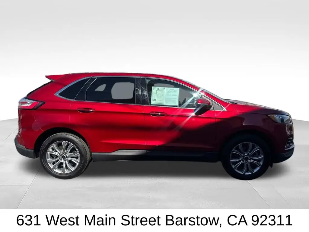 2024 Ford Edge Titanium AWD photo 4