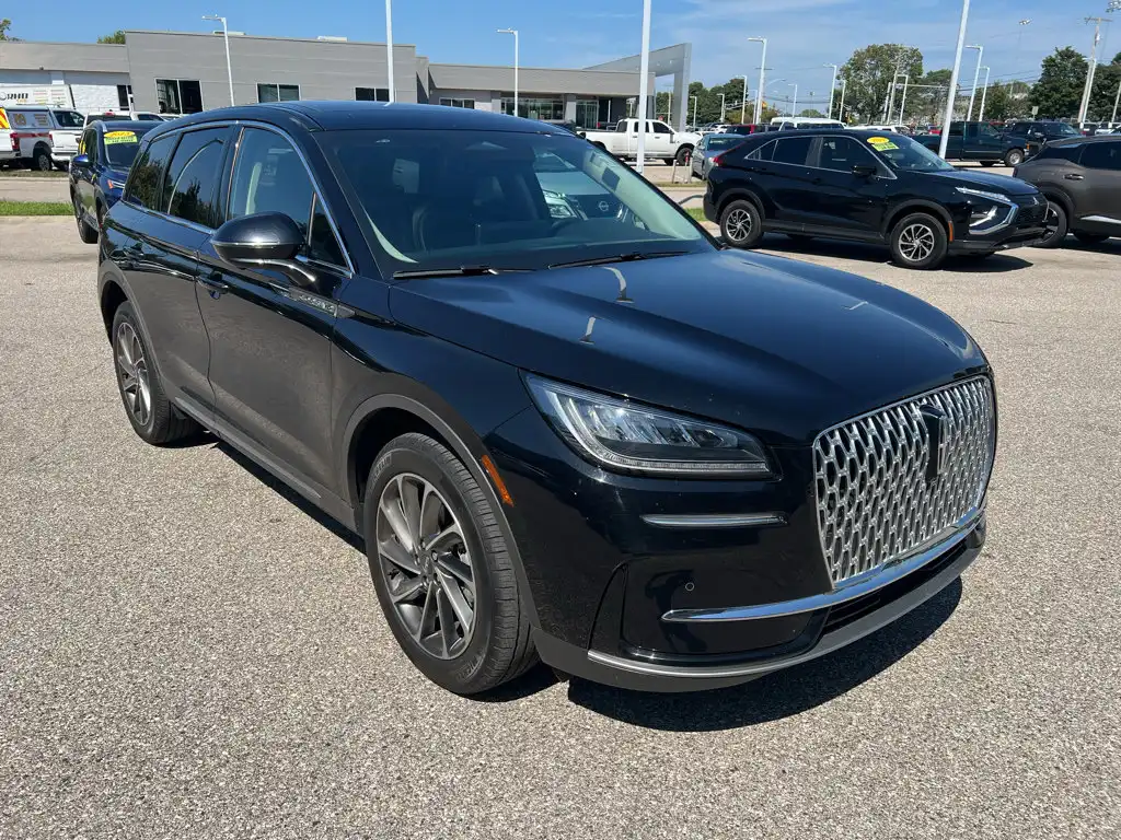2024 Lincoln Corsair Premiere AWD's photo