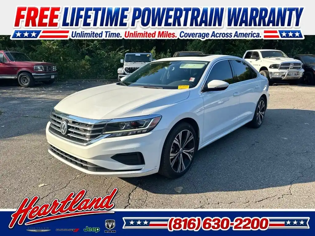 2022 Volkswagen Passat 2.0T SE Auto's photo