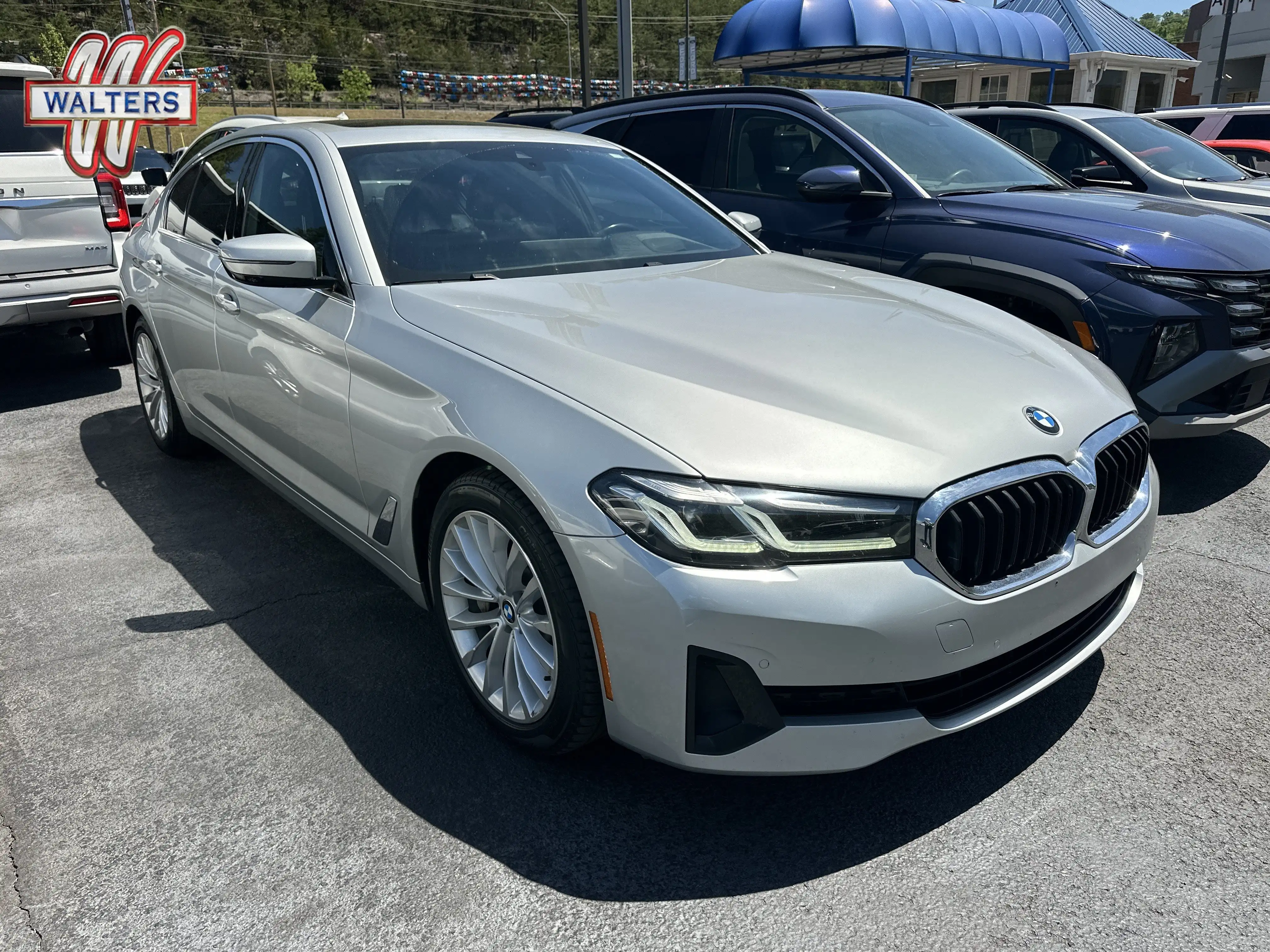 2021 BMW 5 Series 530i xDrive Sedan's photo