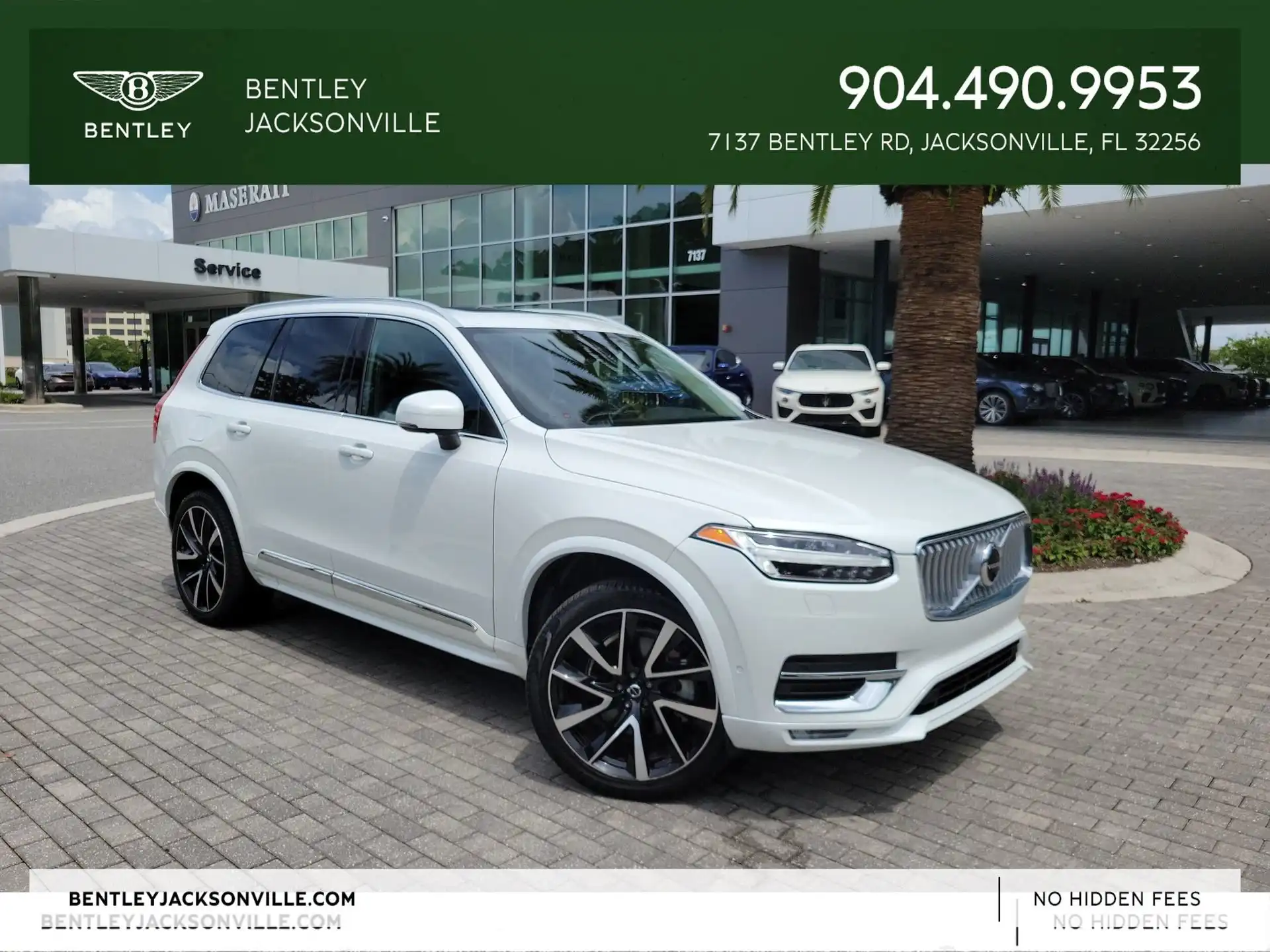 2024 Volvo XC90 B6 Plus 7-Seater Bright theme 4WD's photo