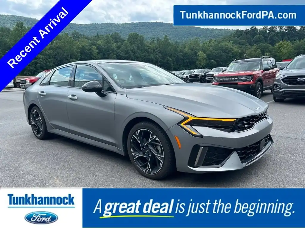 2025 Kia Optima GT-Line AWD's photo