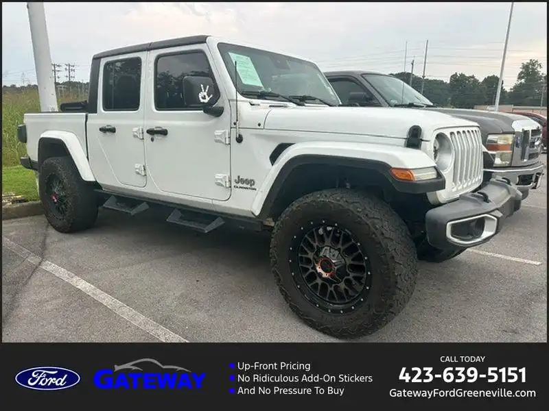 2020 Jeep Gladiator Overland's photo