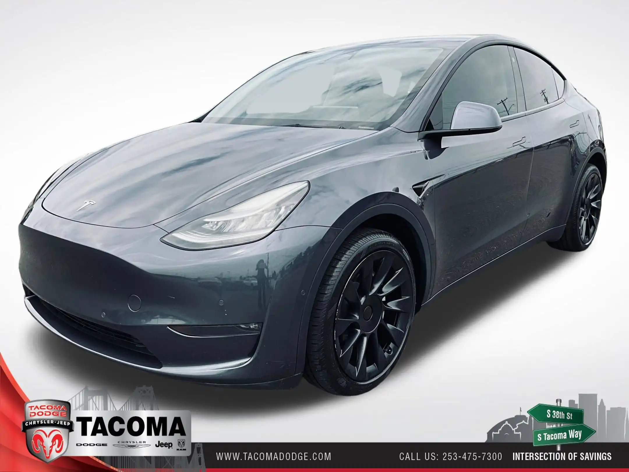 2022 Tesla Model Y Long Range Dual Motor All-Wheel Drive's photo