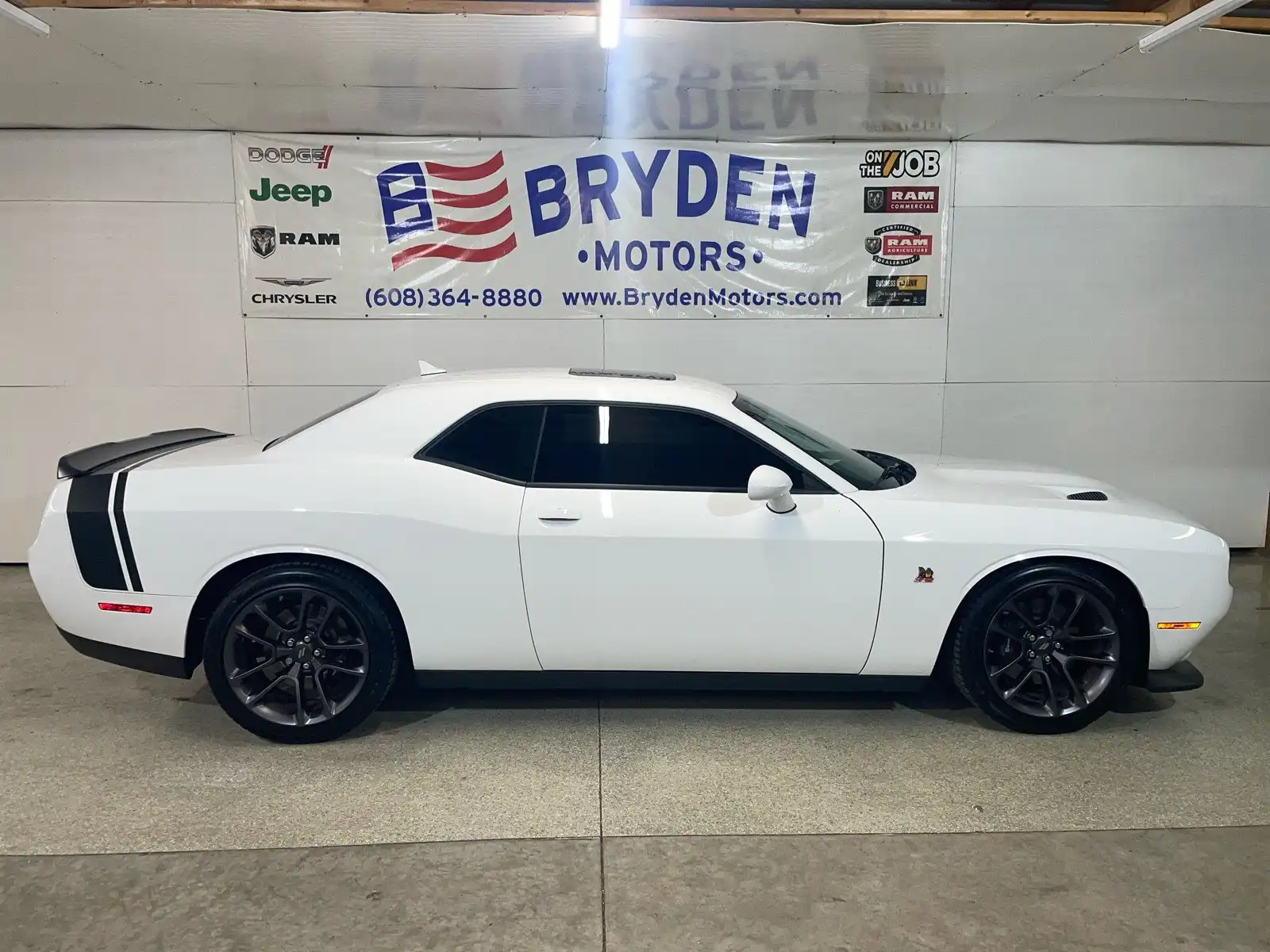 2023 Dodge Challenger R/T Scat Pack's photo