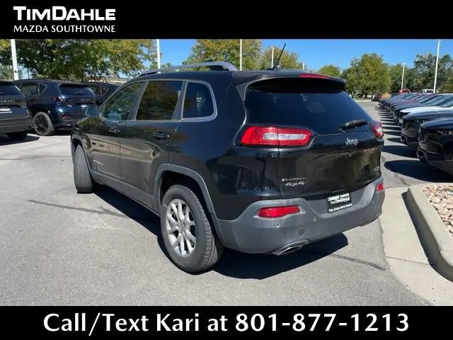 2015 Jeep Cherokee Latitude 4WD photo 5