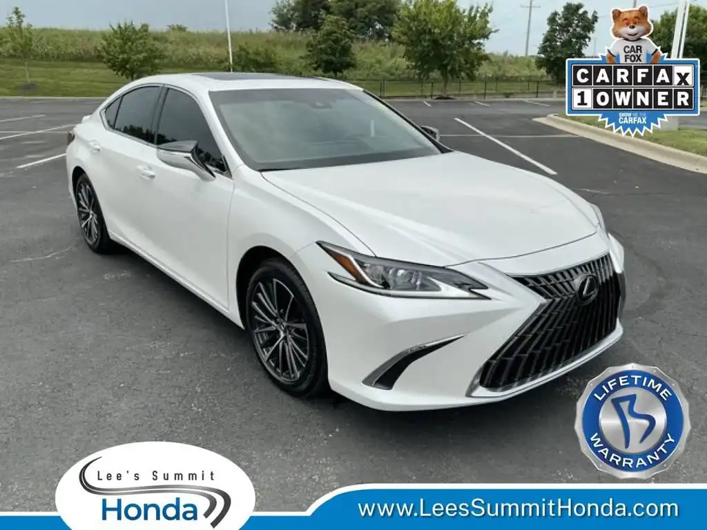 2024 Lexus ES 350 350's photo