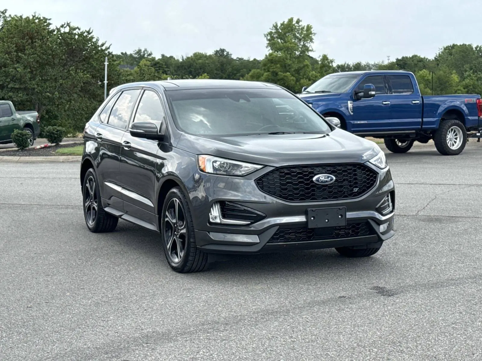 2020 Ford Edge ST AWD photo 3