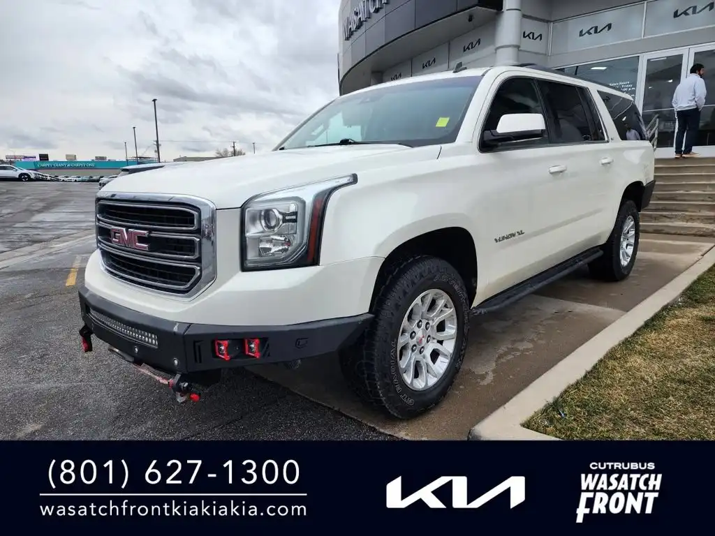 2015 GMC Yukon 4WD SLT's photo