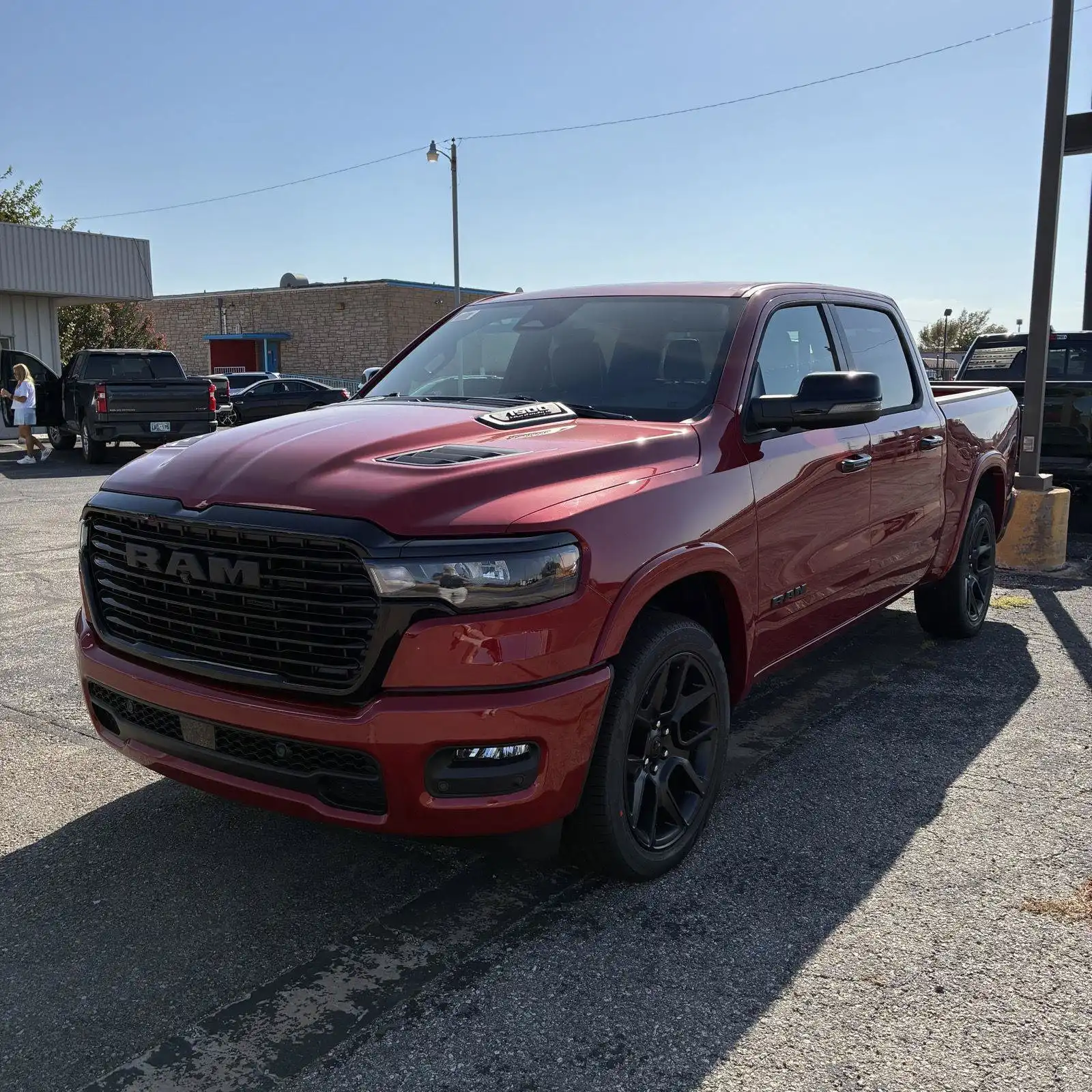2027 RAM 1500 Laramie 4WD Crew Cab 5'7's photo