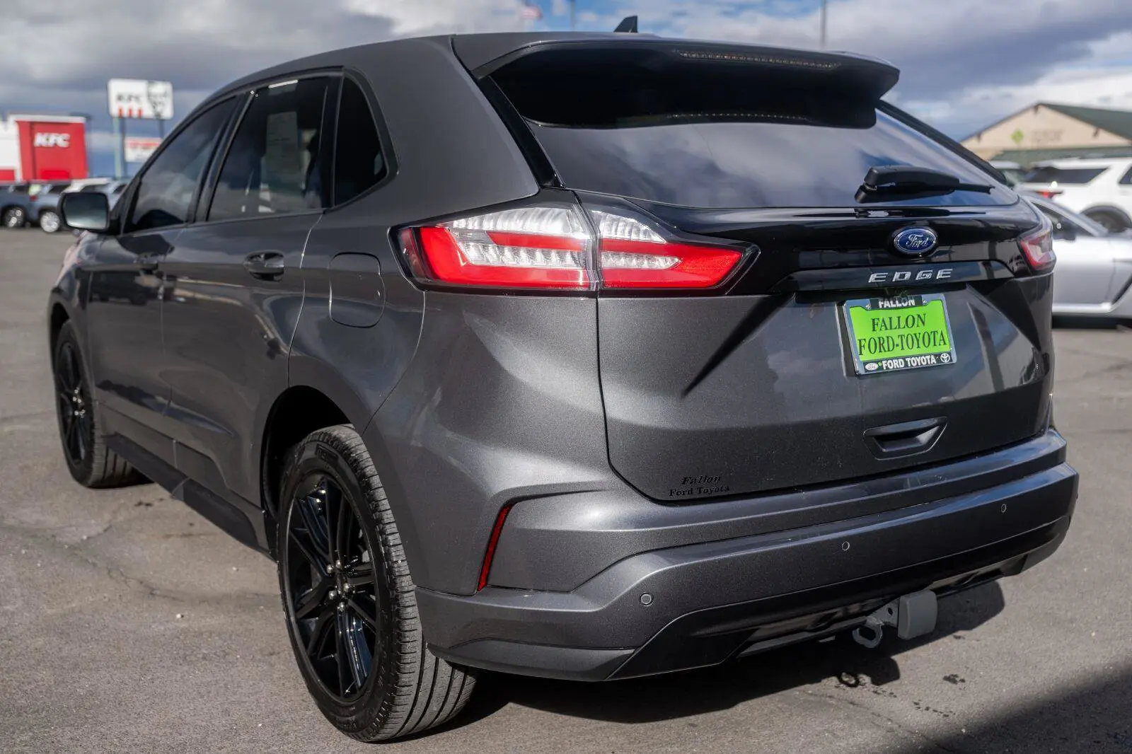 2024 Ford Edge ST-Line AWD photo 3