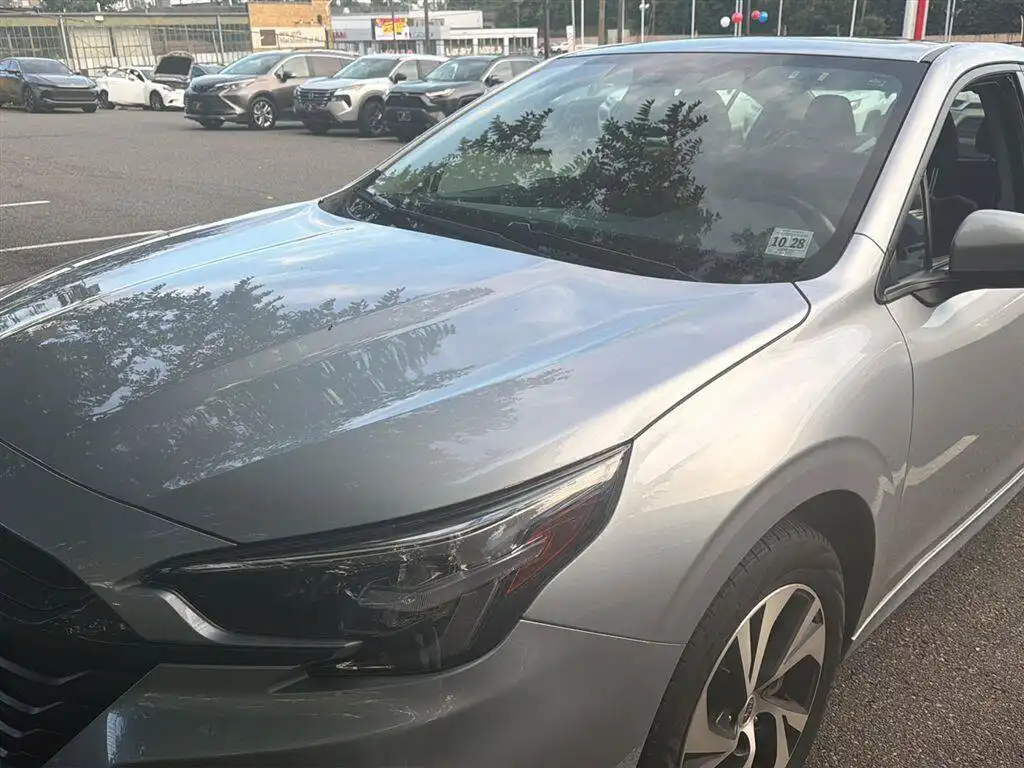 2024 Subaru Legacy Premium's photo