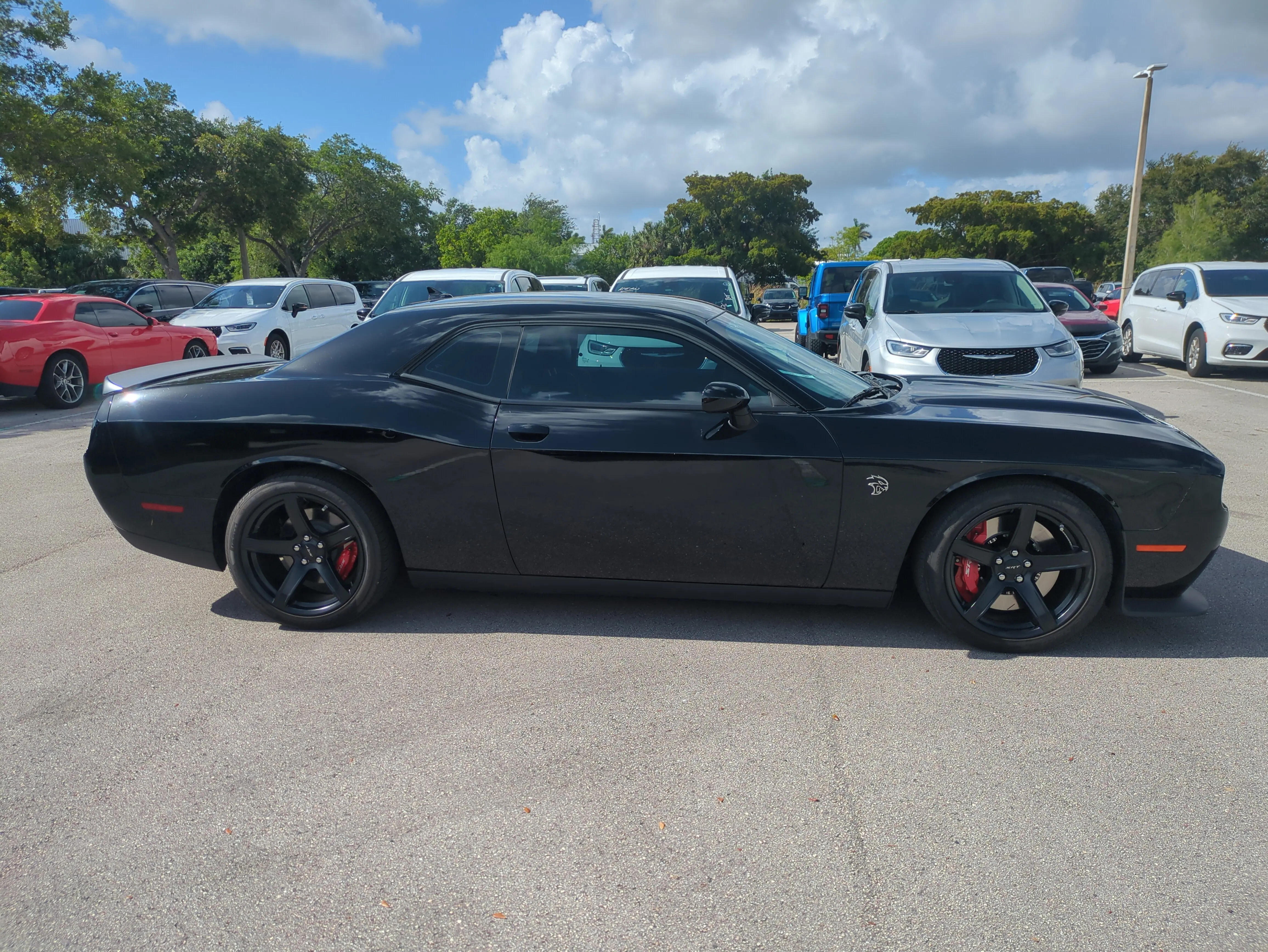 2022 Dodge Challenger SRT Hellcat photo 5