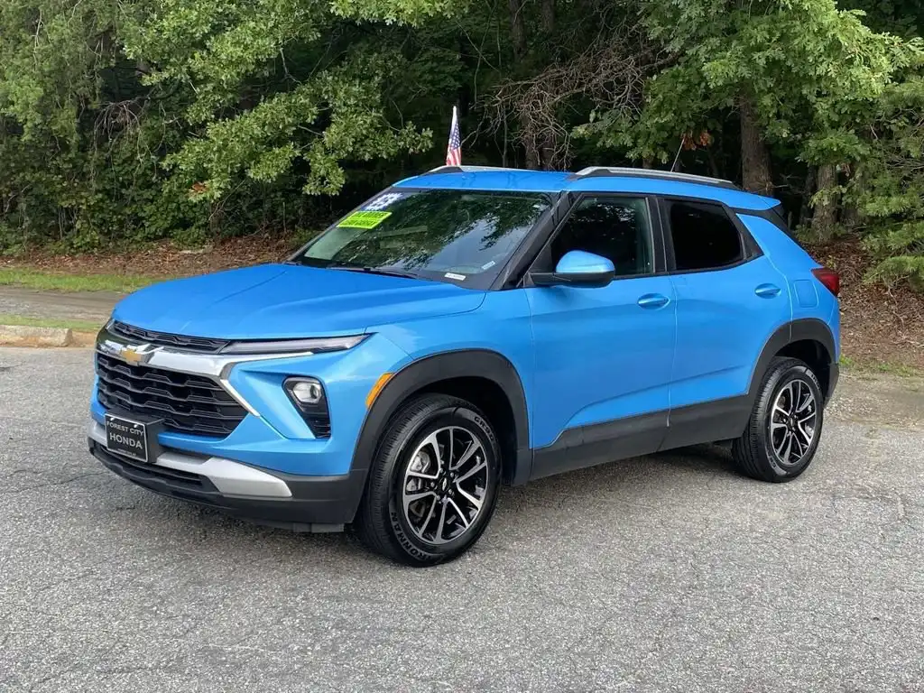 2025 Chevrolet Trailblazer LT AWD's photo