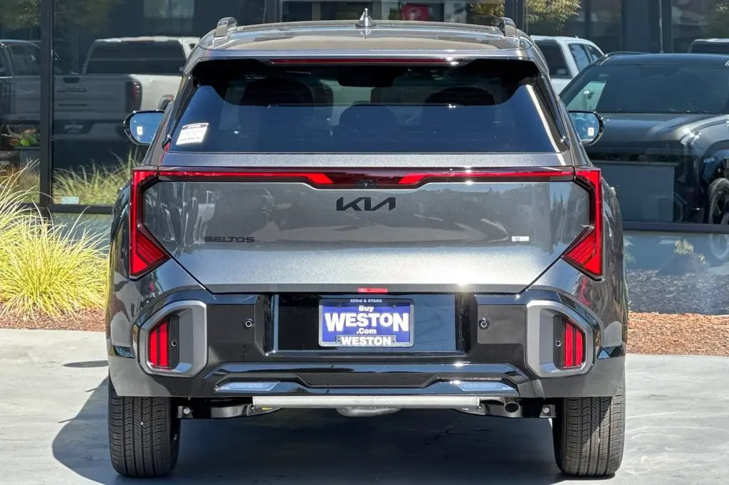 2027 Kia Seltos X-Line AWD S photo 5