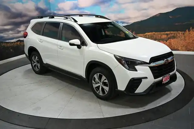 2023 Subaru Ascent Premium 7 Passenger's photo
