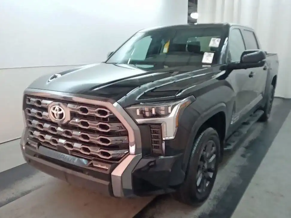 2025 Toyota Tundra 4x4 Crewmax Platinum 3.4's photo