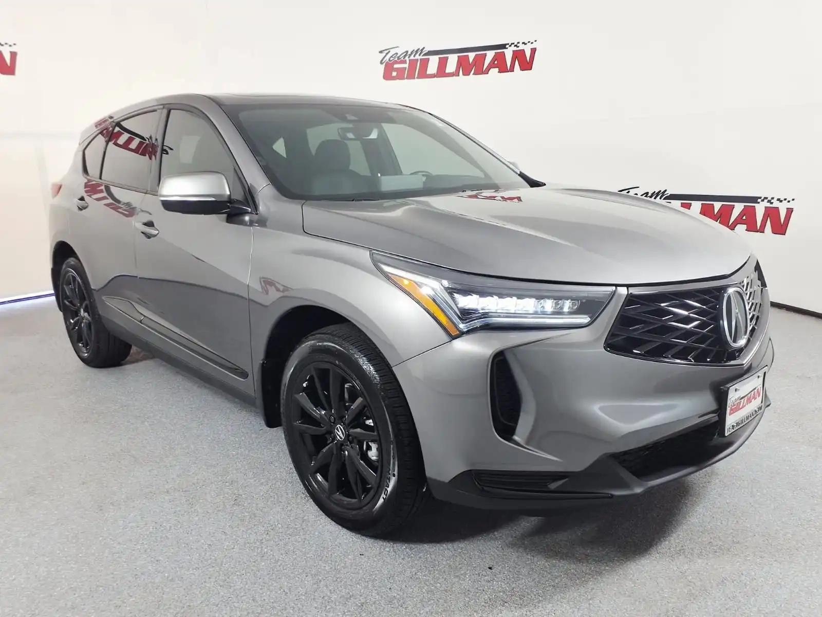 2026 Acura RDX SH-AWD's photo