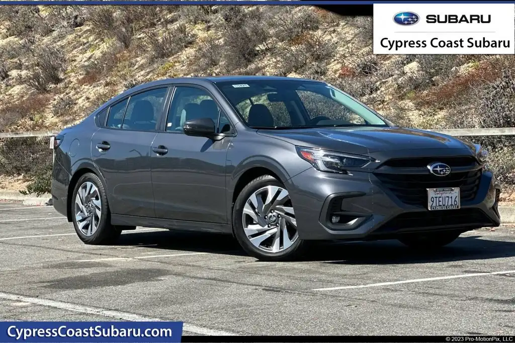 2025 Subaru Legacy Limited's photo