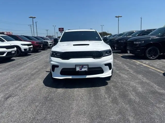 2026 Dodge Durango GT HEMI Plus V8 AWD photo 3