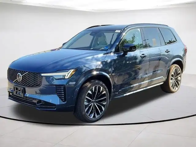 2026 Volvo XC90 T8 Recharge Ultra Dark 6-Seater AWD's photo
