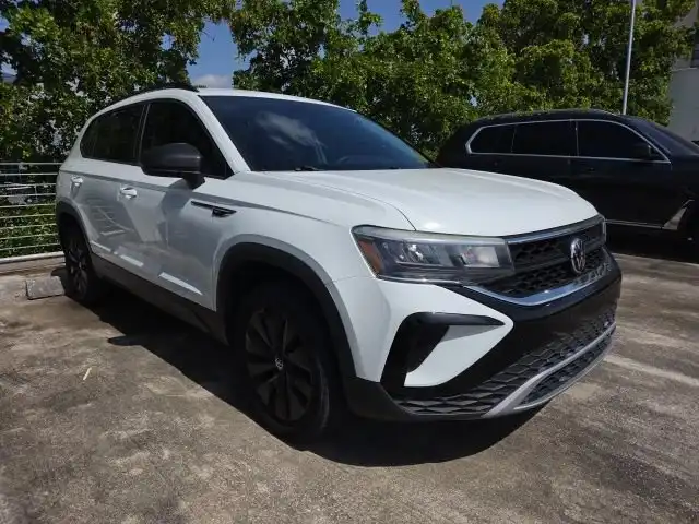 2022 Volkswagen Taos 1.5T S's photo