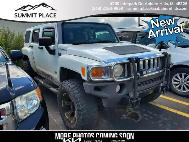 2006 Hummer H3 SUV's photo
