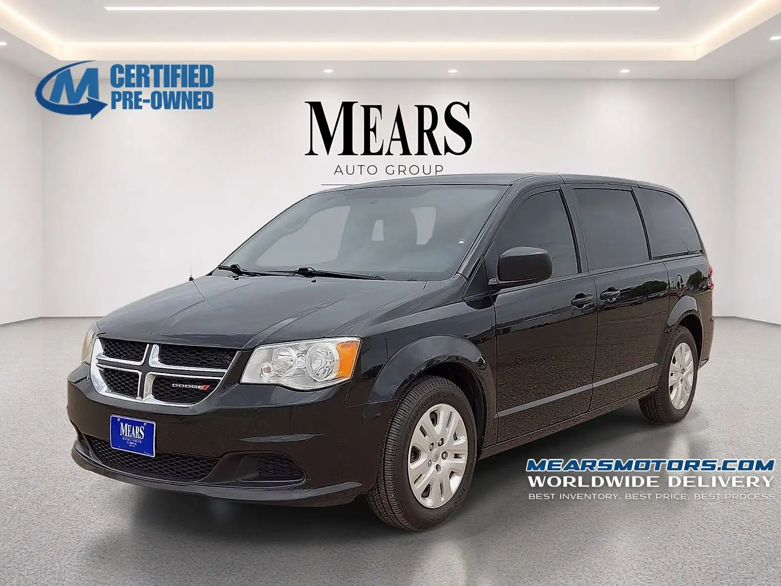 2018 Dodge Grand Caravan SE's photo