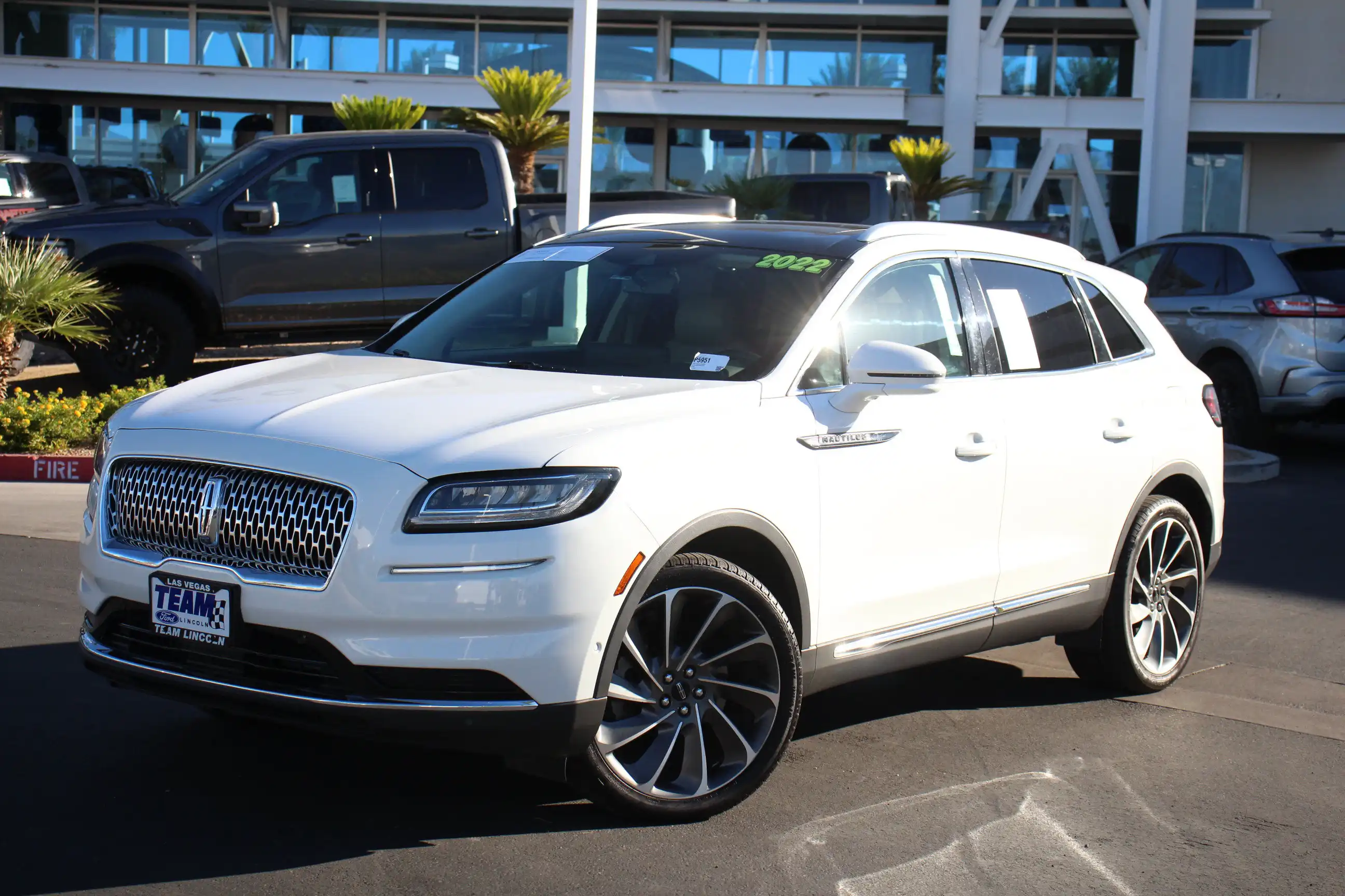 2022 Lincoln Nautilus Reserve AWD's photo