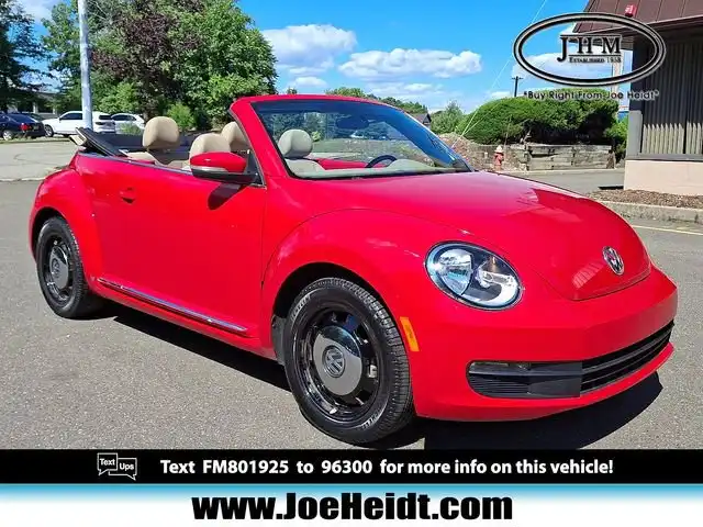 2015 Volkswagen Beetle 1.8T Conv. auto Classic PZEV's photo