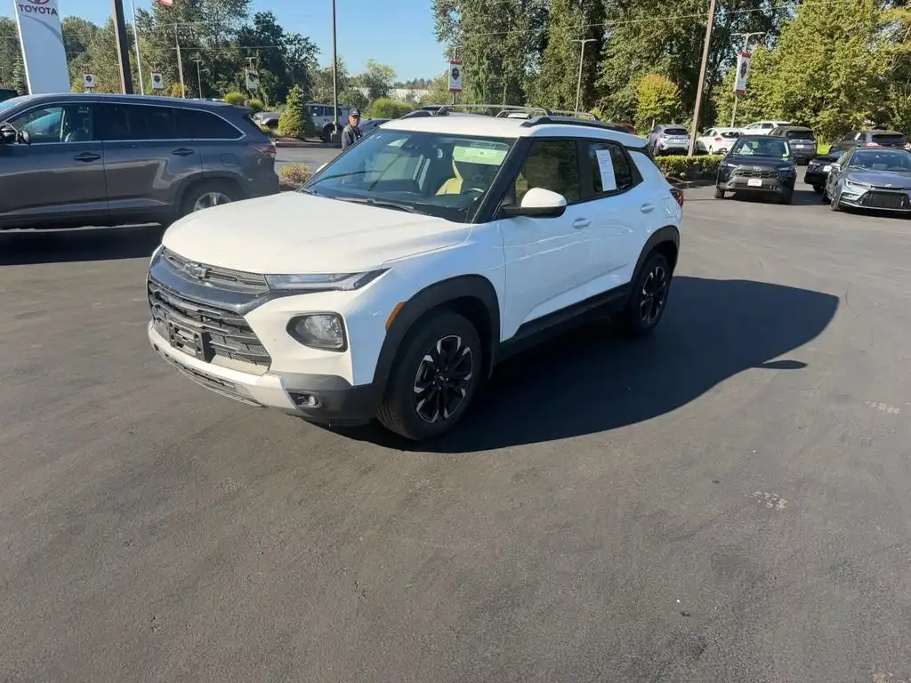2023 Chevrolet Trailblazer LT AWD's photo