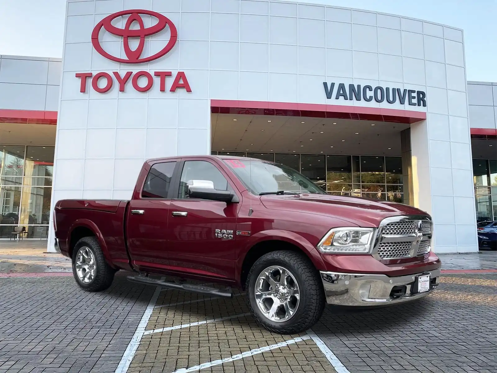 2017 RAM 1500 Laramie 4x4 Quad Cab 6'4's photo