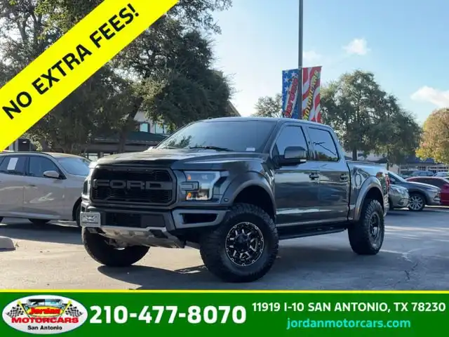 2017 Ford F-150 Raptor 4WD SuperCrew 5-1/2' Box's photo