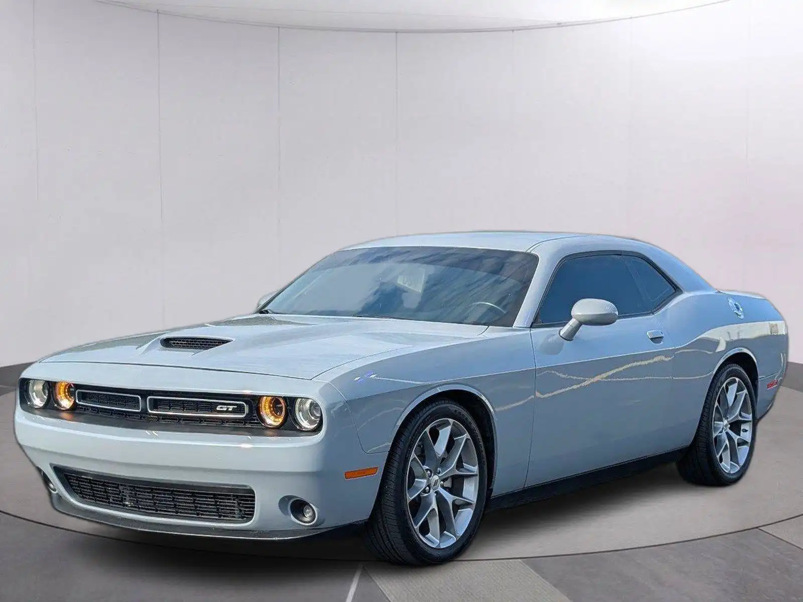 2022 Dodge Challenger GT Auto's photo