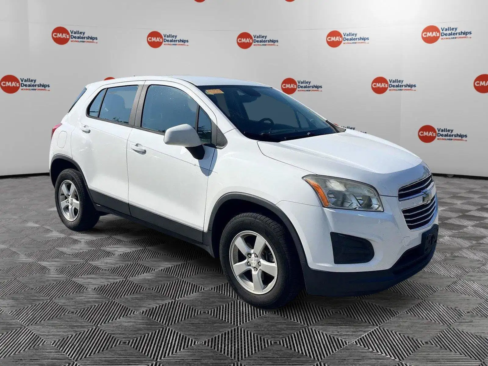 2015 Chevrolet Trax LS AWD's photo