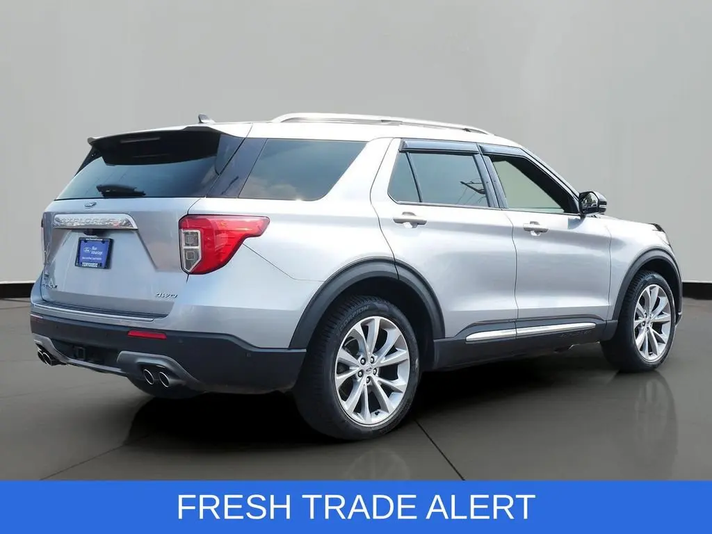 2021 Ford Explorer Platinum 4WD photo 3
