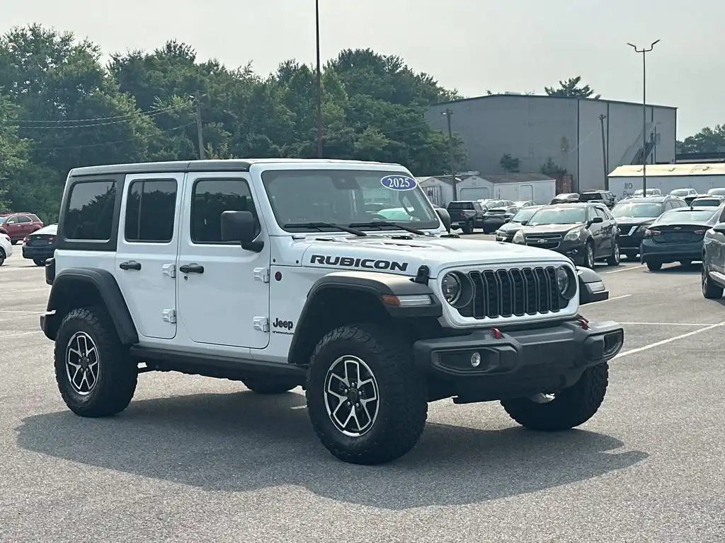 2025 Jeep Wrangler Rubicon's photo