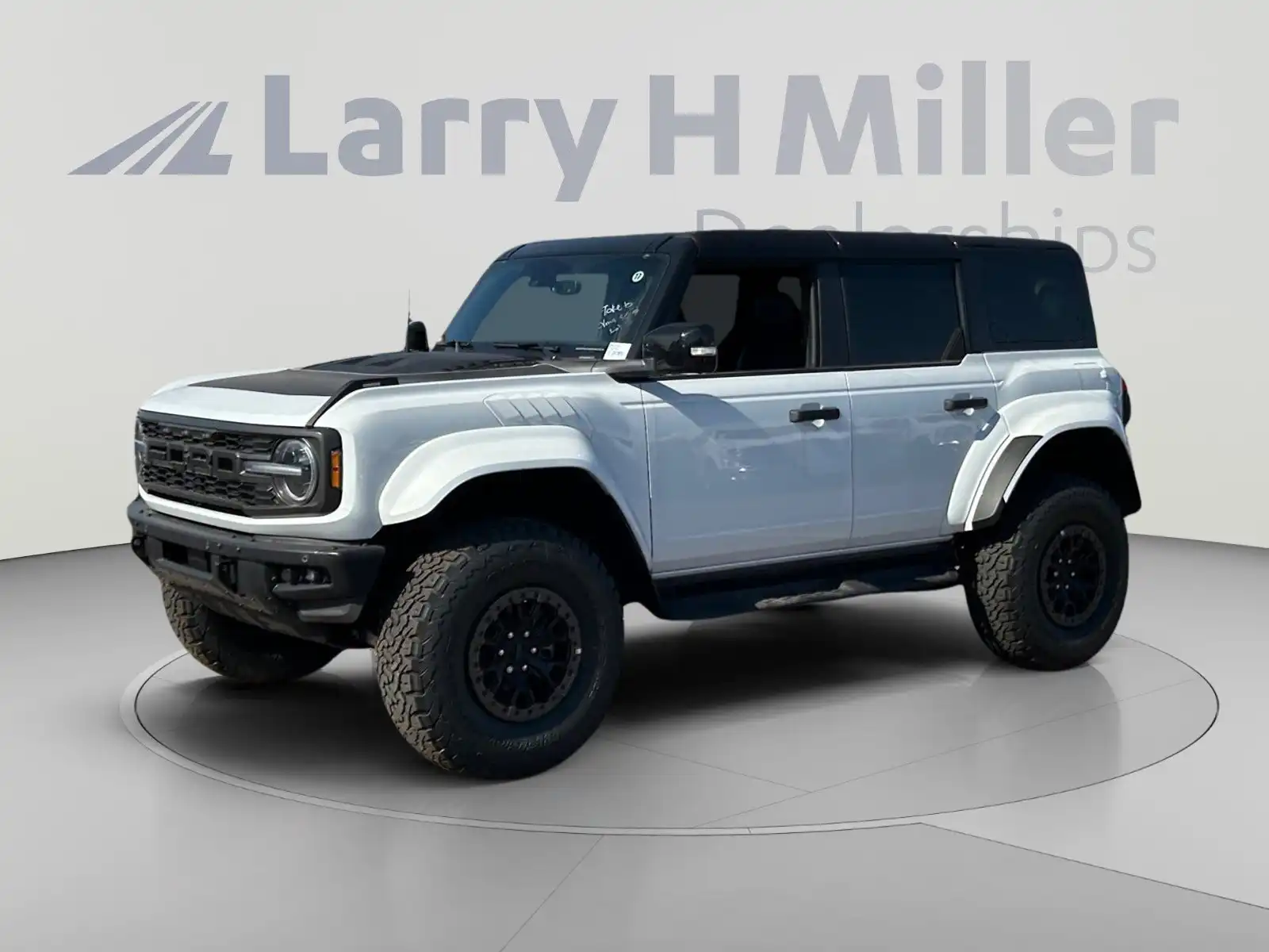 2025 Ford Bronco Raptor 4WD's photo