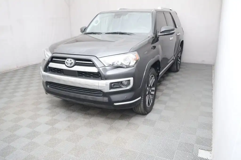2020 Toyota 4Runner Limited 4WD V6's photo
