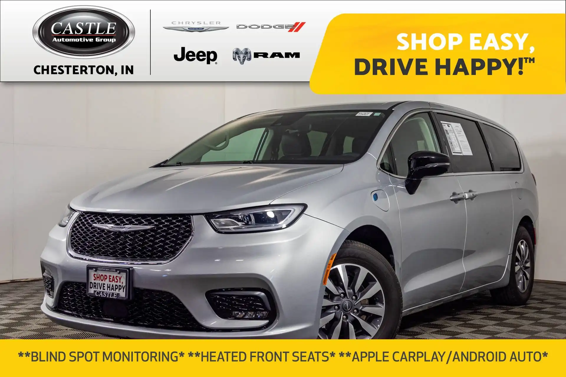 2024 Chrysler Pacifica Hybrid Select PHEV's photo