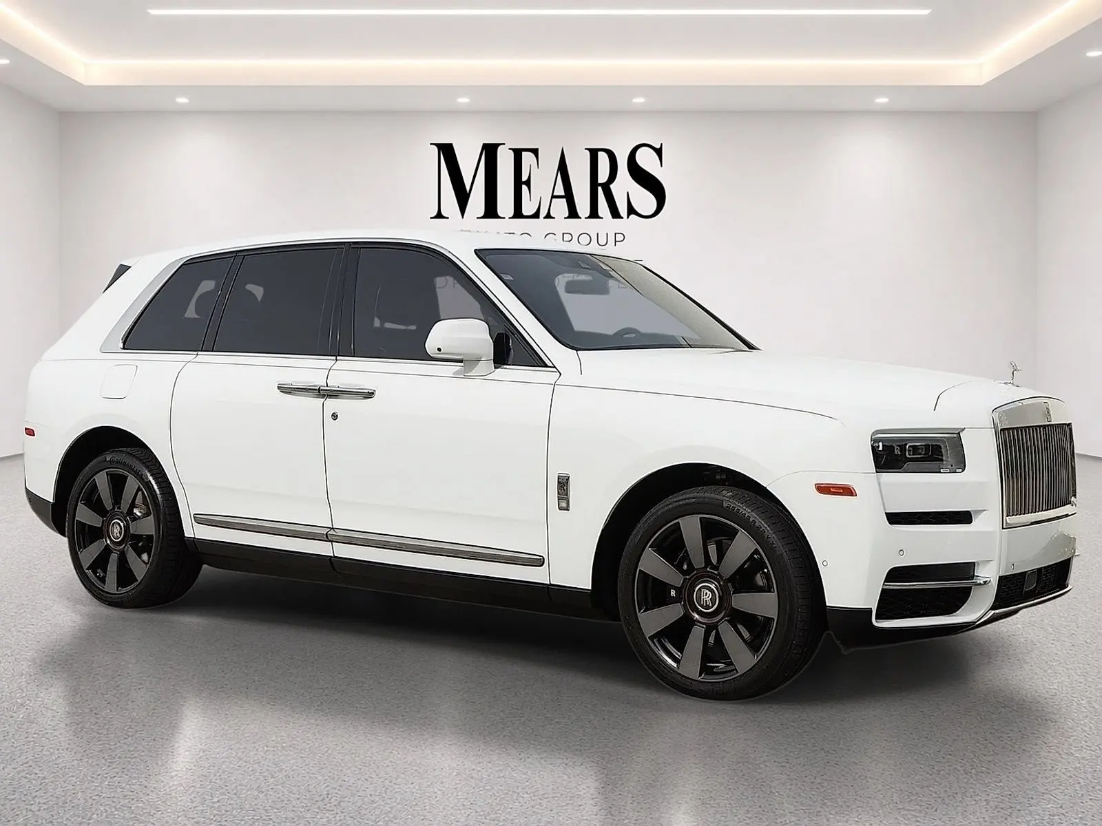 2022 Rolls-Royce Cullinan Base photo 4