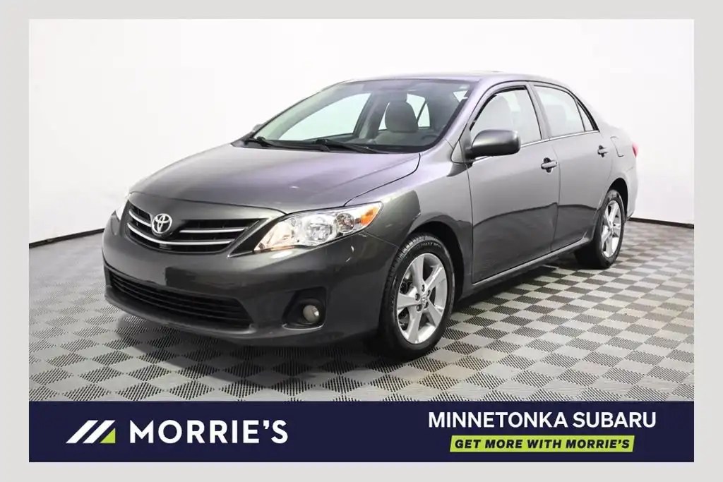 2013 Toyota Corolla LE AT's photo