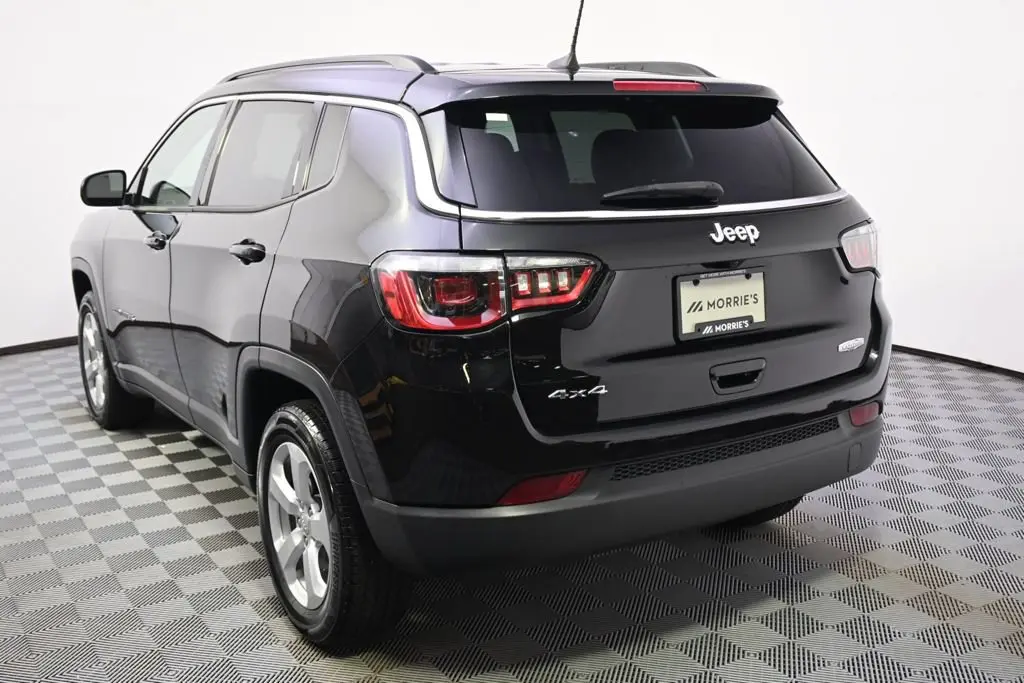 2018 Jeep Compass Latitude 4WD photo 4