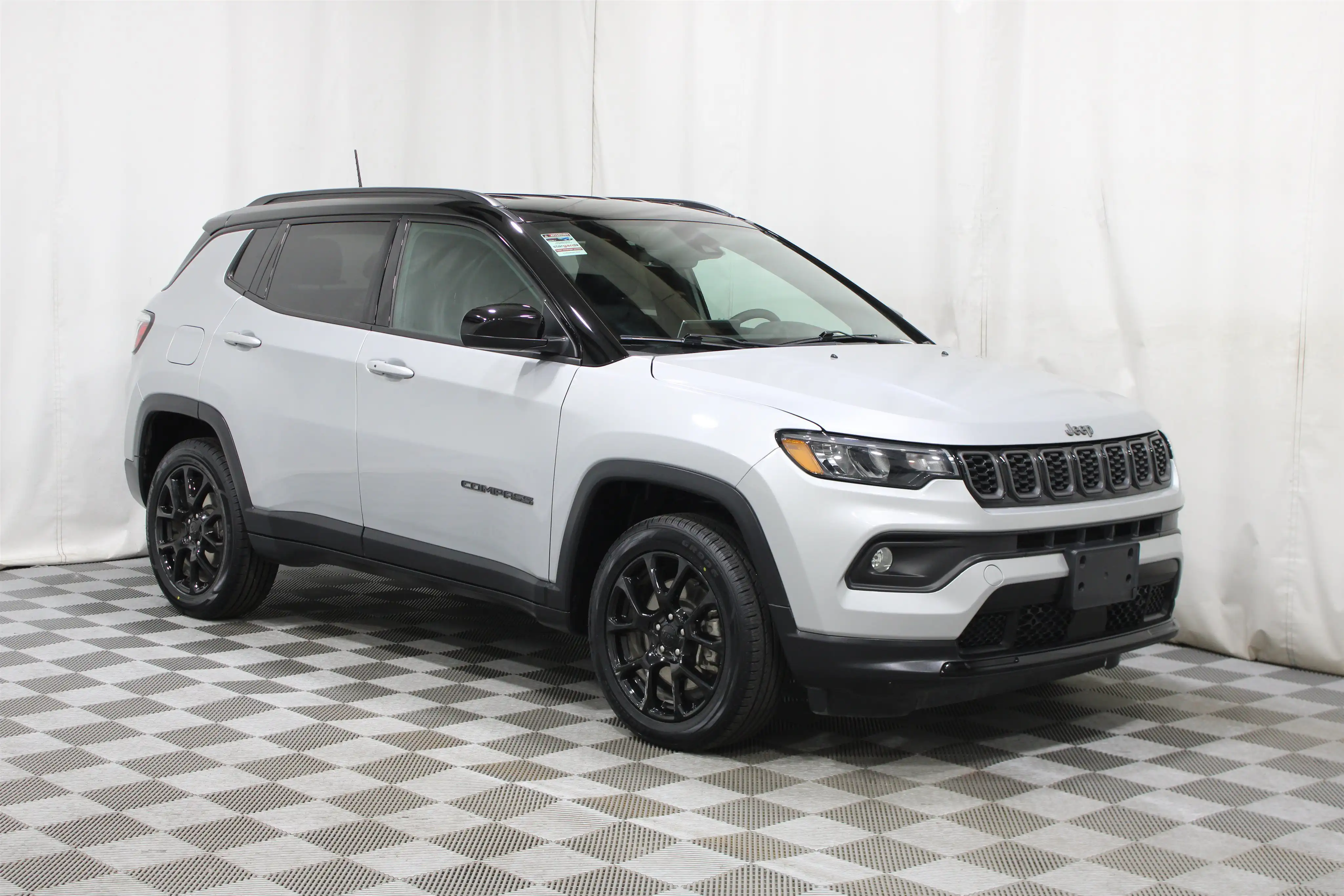 2024 Jeep Compass Latitude 4X4's photo