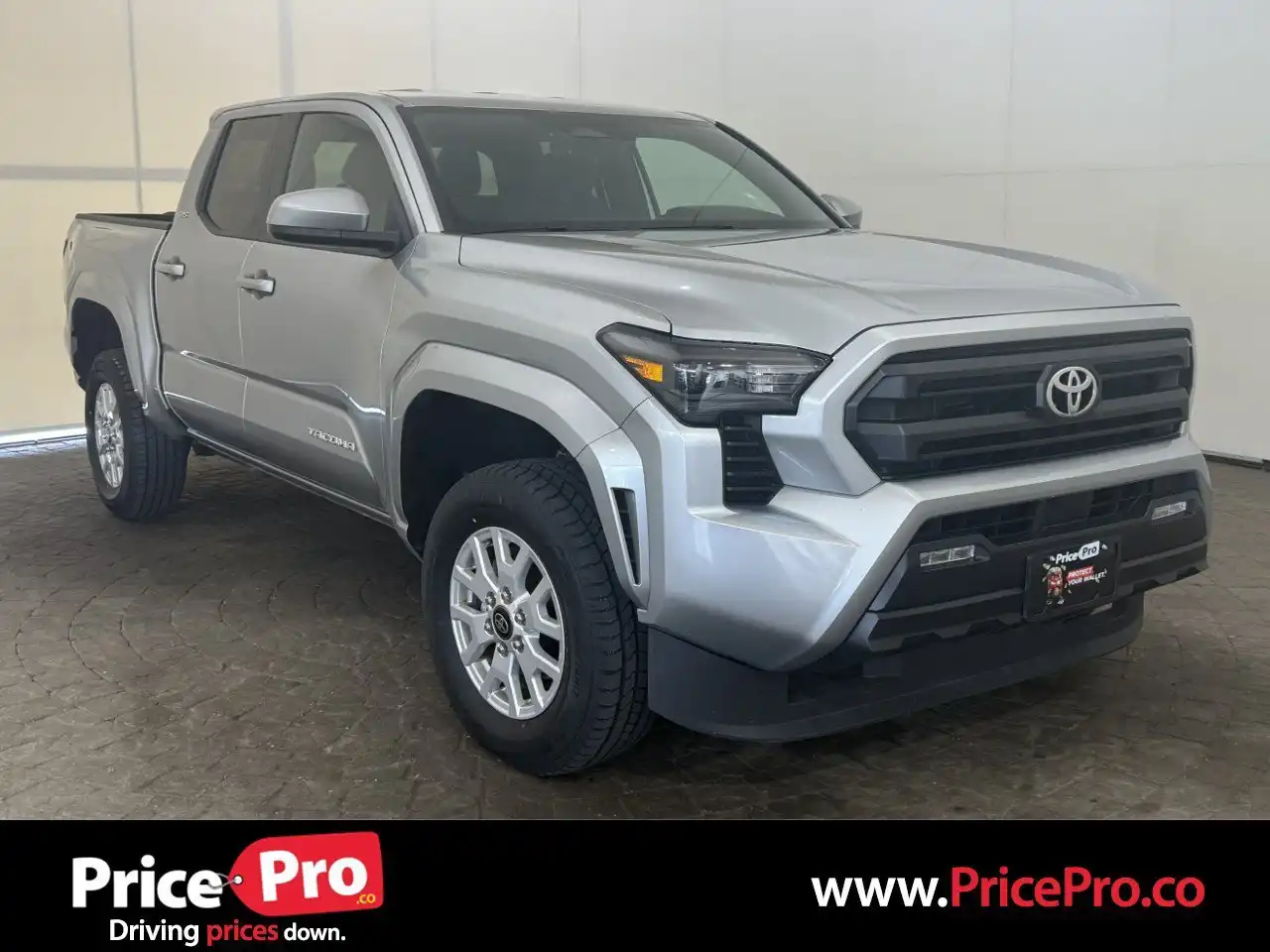 2024 Toyota Tacoma SR5 4WD Double Cab Long Bed's photo