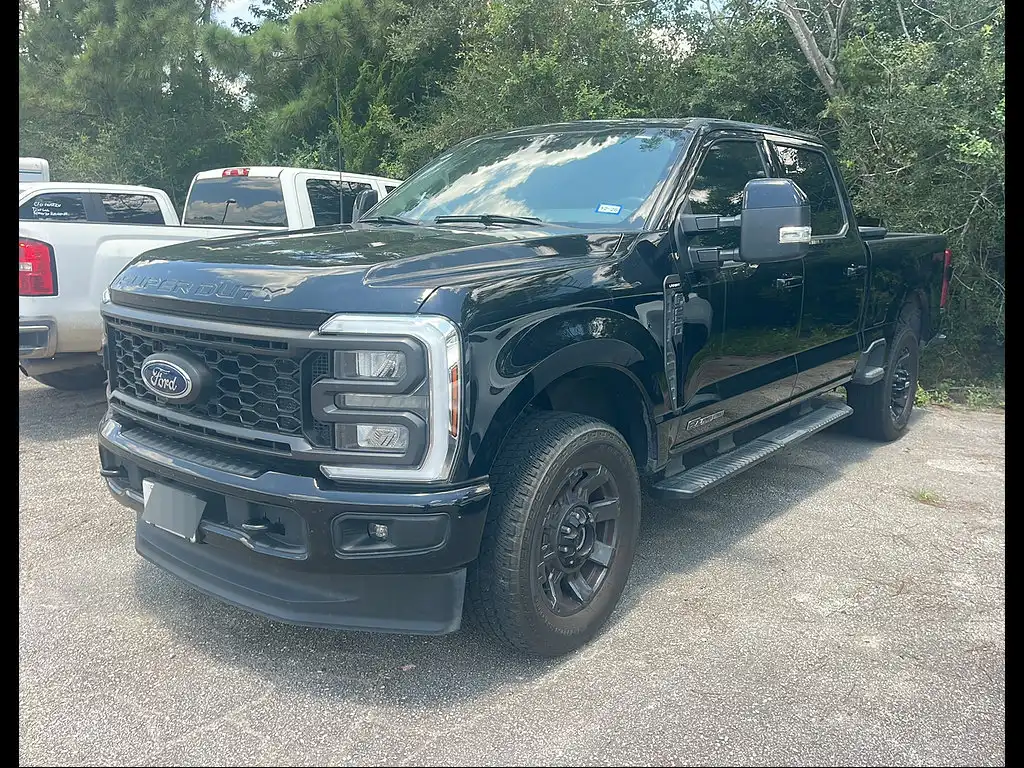 2024 Ford F-250 Lariat 4x4 Crew Cab 6-3/4' Box's photo