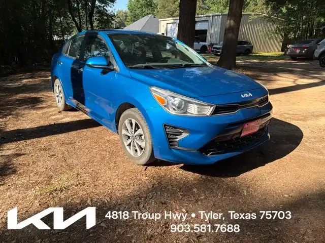 2023 Kia Rio S iVT's photo